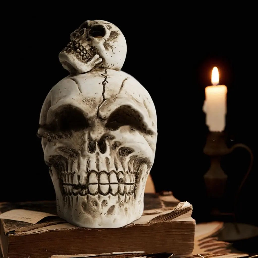 Mortis skallefigurer i harts